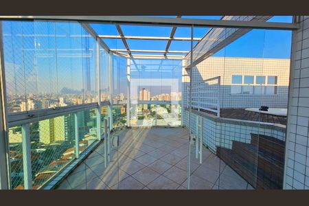 Apartamento à venda com 208m², 4 quartos e 3 vagasVaranda da cobertura