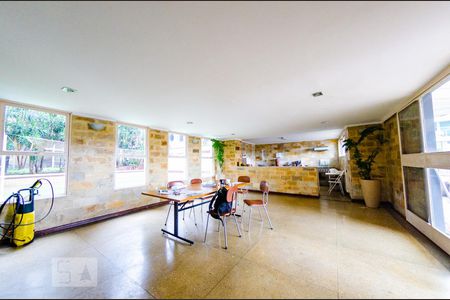 Apartamento à venda com 94m², 2 quartos e sem vaga Apartamento à venda com 94m², 2 quartos e sem vagaÁrea comum - Salão de Festas