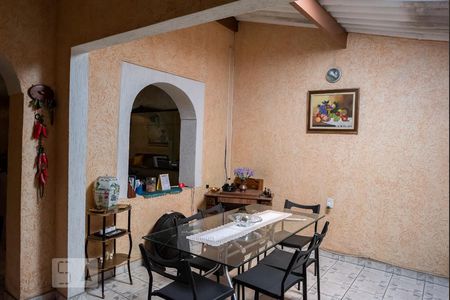 Casa à venda com 240m², 3 quartos e 1 vagaSala de almoço