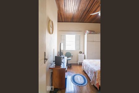 Casa à venda com 240m², 3 quartos e 1 vagaQuarto 1