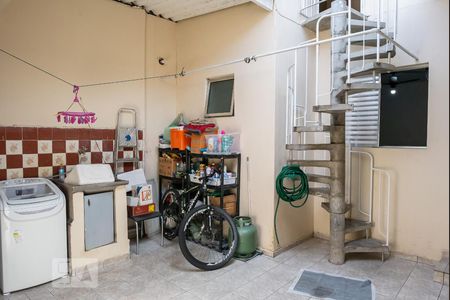 Casa à venda com 240m², 3 quartos e 1 vagaQuintal