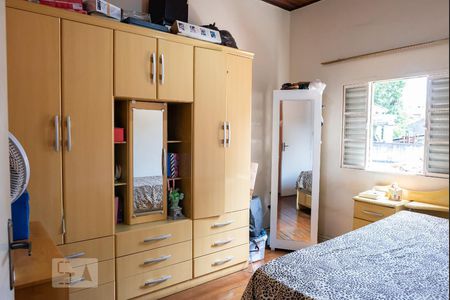 Casa à venda com 240m², 3 quartos e 1 vagaQuarto 2