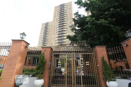 Apartamento para alugar com 106m², 3 quartos e 2 vagasFachada