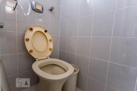 Apartamento para alugar com 106m², 3 quartos e 2 vagasBanheiro de Serviço