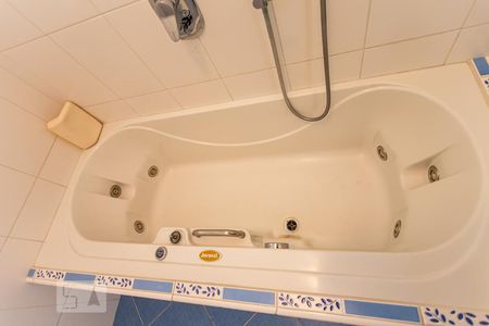 Apartamento para alugar com 106m², 3 quartos e 2 vagasBanheira