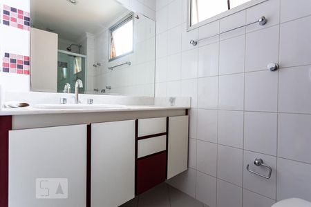 Apartamento para alugar com 106m², 3 quartos e 2 vagasBanheiro da Suite