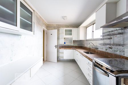 Apartamento para alugar com 106m², 3 quartos e 2 vagasCozinha