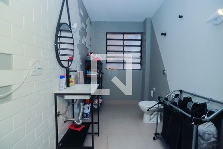 Apartamento à venda com 152m², 3 quartos e sem vagaBanheiro