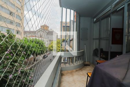 Apartamento à venda com 152m², 3 quartos e sem vagaVaranda