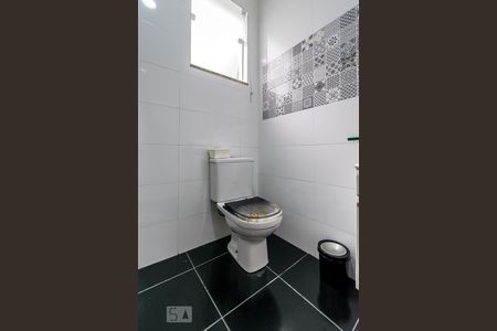 Casa à venda com 250m², 3 quartos e 5 vagasBanheiro Social