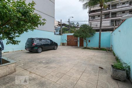 Casa à venda com 250m², 3 quartos e 5 vagasVaranda da frente