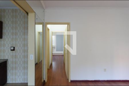 Corredor de apartamento para alugar com 1 quarto, 38m² em Centro Histórico, Porto Alegre