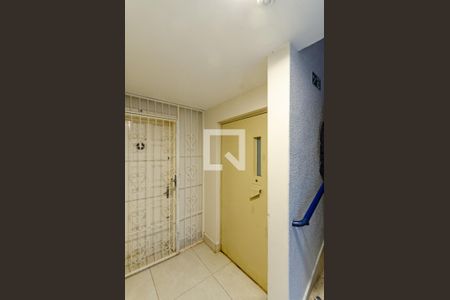 Apartamento para alugar com 38m², 1 quarto e sem vagaElevador
