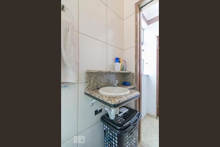 Casa à venda com 297m², 3 quartos e 7 vagasBanheiro