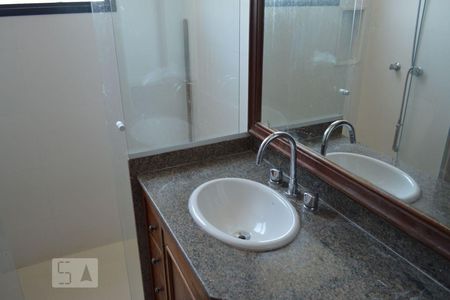 Apartamento à venda com 90m², 2 quartos e 1 vagaBanheiro Corredor