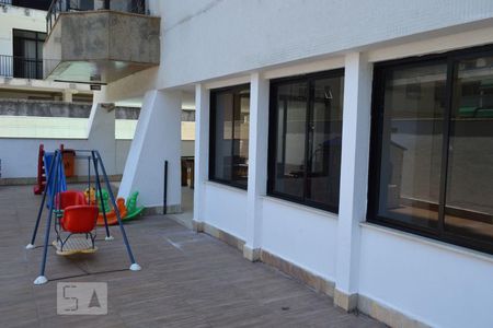 Apartamento à venda com 90m², 2 quartos e 1 vagaÁrea comum - Salão de festas