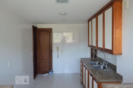Apartamento à venda com 90m², 2 quartos e 1 vagaCozinha