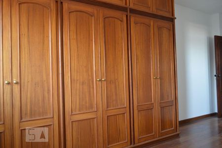 Apartamento à venda com 90m², 2 quartos e 1 vagaSuíte