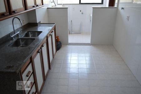 Apartamento à venda com 90m², 2 quartos e 1 vagaCozinha