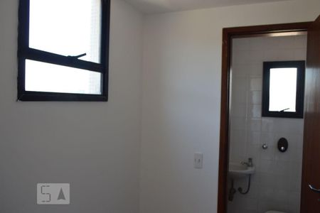 Apartamento à venda com 90m², 2 quartos e 1 vagaQuarto de Serviço