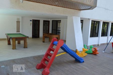 Apartamento à venda com 90m², 2 quartos e 1 vagaÁrea comum