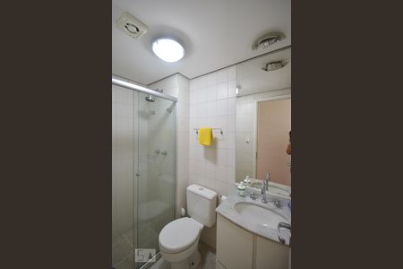 Banheiro de apartamento à venda com 2 quartos, 50m² em Jardim Paulista, São Paulo