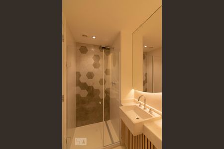 Apartamento à venda com 72m², 2 quartos e 1 vagaBanheiro Social