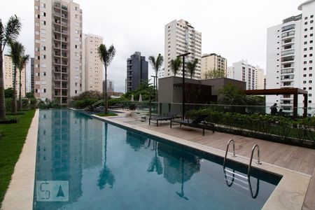 Apartamento à venda com 72m², 2 quartos e 1 vagaÁrea comum - Piscina