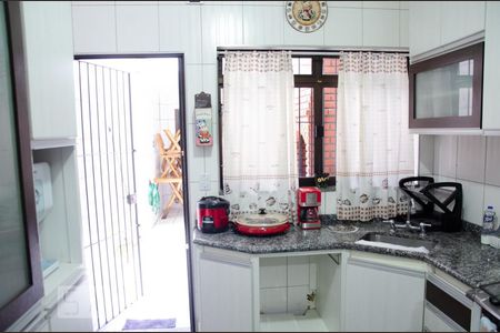 Casa à venda com 99m², 3 quartos e 1 vagaCozinha