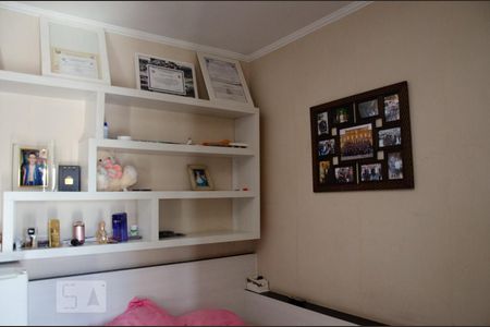 Casa à venda com 99m², 3 quartos e 1 vagaQuarto1