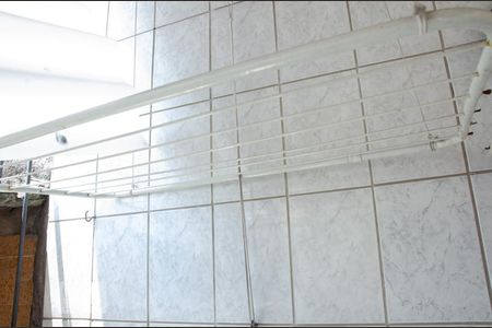 Casa à venda com 99m², 3 quartos e 1 vagaÁrea de serviço