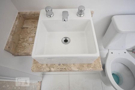 Apartamento à venda com 59m², 2 quartos e 1 vagaDetalhe do Banheiro Suíte