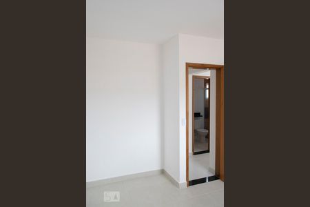 QUARTO 2 de apartamento para alugar com 2 quartos, 50m² em Vila Isolina Mazzei, São Paulo