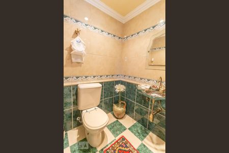 Banheiro 2 de apartamento à venda com 3 quartos, 244m² em Perdizes, São Paulo