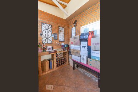 Apartamento à venda com 244m², 3 quartos e 3 vagasAdega