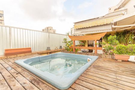 Apartamento à venda com 244m², 3 quartos e 3 vagasPiscina