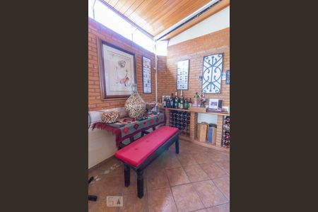 Apartamento à venda com 244m², 3 quartos e 3 vagasAdega