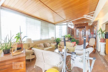 Apartamento à venda com 244m², 3 quartos e 3 vagasJardim