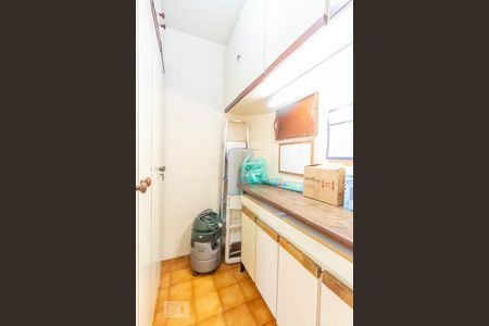 Apartamento à venda com 244m², 3 quartos e 3 vagasQuarto de Serviço