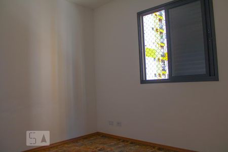 Quarto 2 de apartamento para alugar com 2 quartos, 70m² em Jardim Maria Rosa, Taboão da Serra