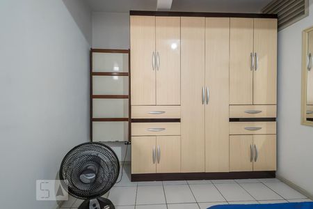 Quarto de apartamento à venda com 1 quarto, 38m² em Santo Amaro, São Paulo