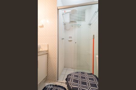 Banheiro de apartamento à venda com 1 quarto, 38m² em Santo Amaro, São Paulo