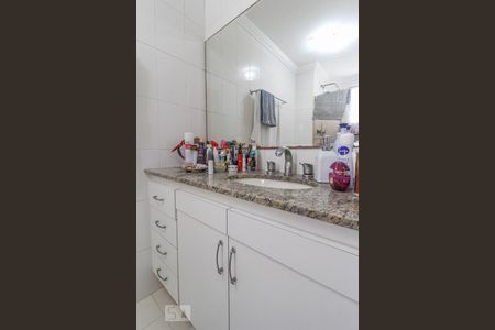 Apartamento à venda com 89m², 3 quartos e 2 vagas Apartamento à venda com 89m², 3 quartos e 2 vagasBanheiro da Suíte