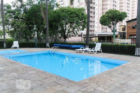 Apartamento à venda com 57m², 2 quartos e 1 vagaÁrea comum - Piscina