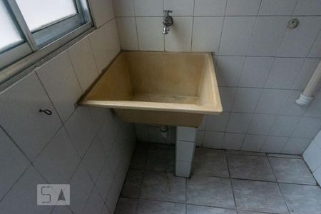 Apartamento para alugar com 72m², 2 quartos e 1 vagaÁrea de Serviço