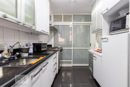 Apartamento para alugar com 128m², 3 quartos e 2 vagas Apartamento para alugar com 128m², 3 quartos e 2 vagasCozinha