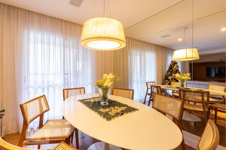 Apartamento para alugar com 128m², 3 quartos e 2 vagas Apartamento para alugar com 128m², 3 quartos e 2 vagasSala