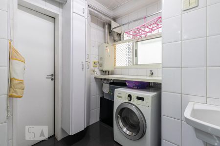 Apartamento para alugar com 128m², 3 quartos e 2 vagas Apartamento para alugar com 128m², 3 quartos e 2 vagasArea de Serviço