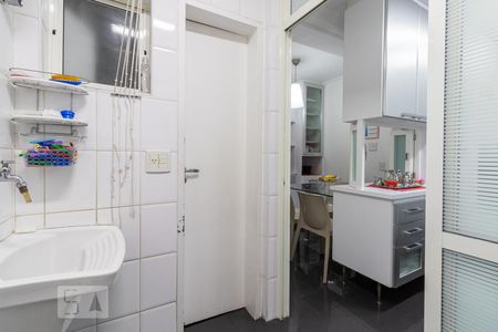 Apartamento para alugar com 128m², 3 quartos e 2 vagas Apartamento para alugar com 128m², 3 quartos e 2 vagasArea de Serviço