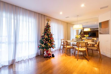 Apartamento para alugar com 128m², 3 quartos e 2 vagas Apartamento para alugar com 128m², 3 quartos e 2 vagasSala